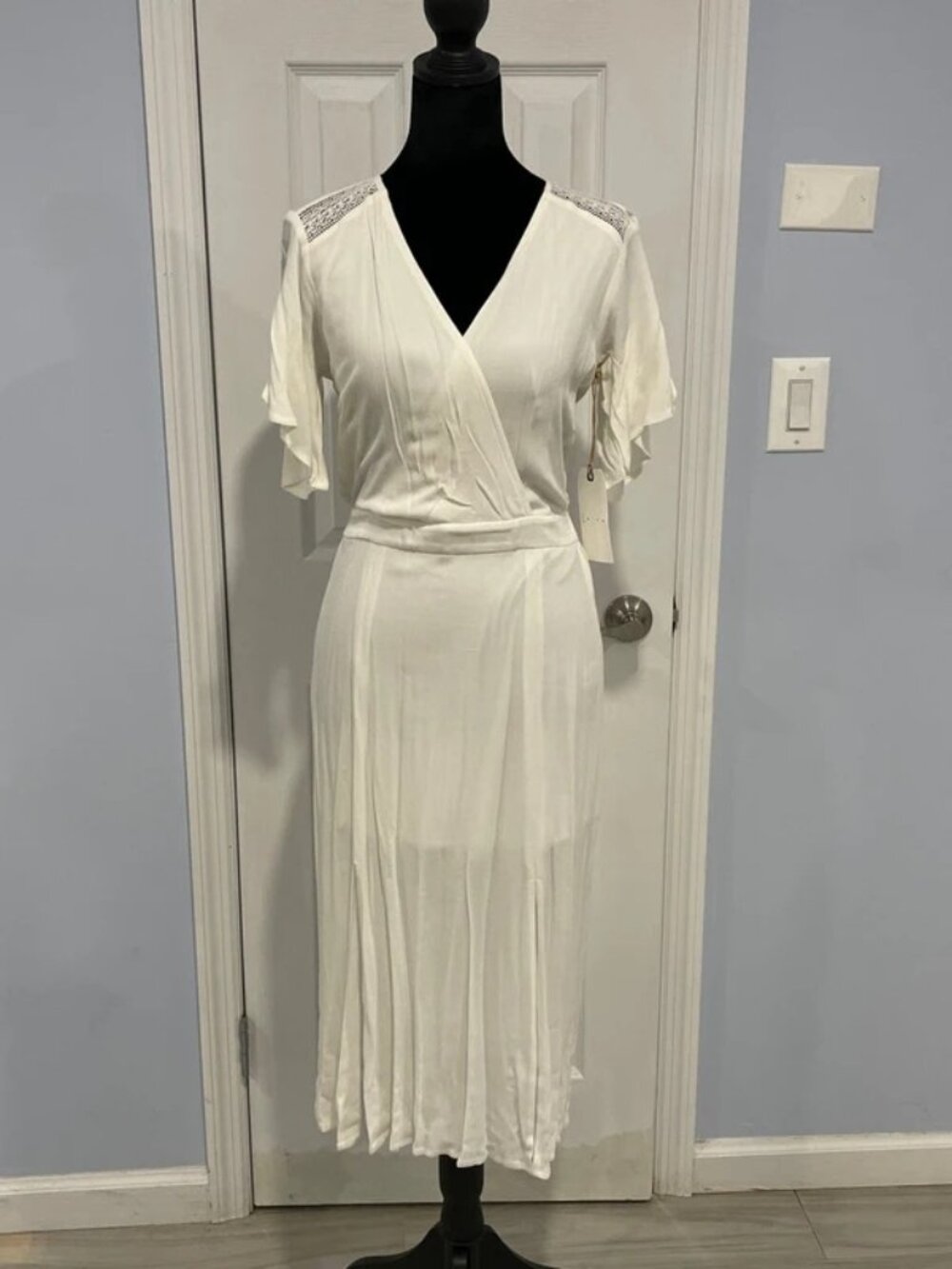 Leith Women’s White Wrap Midi Dress XS NWT